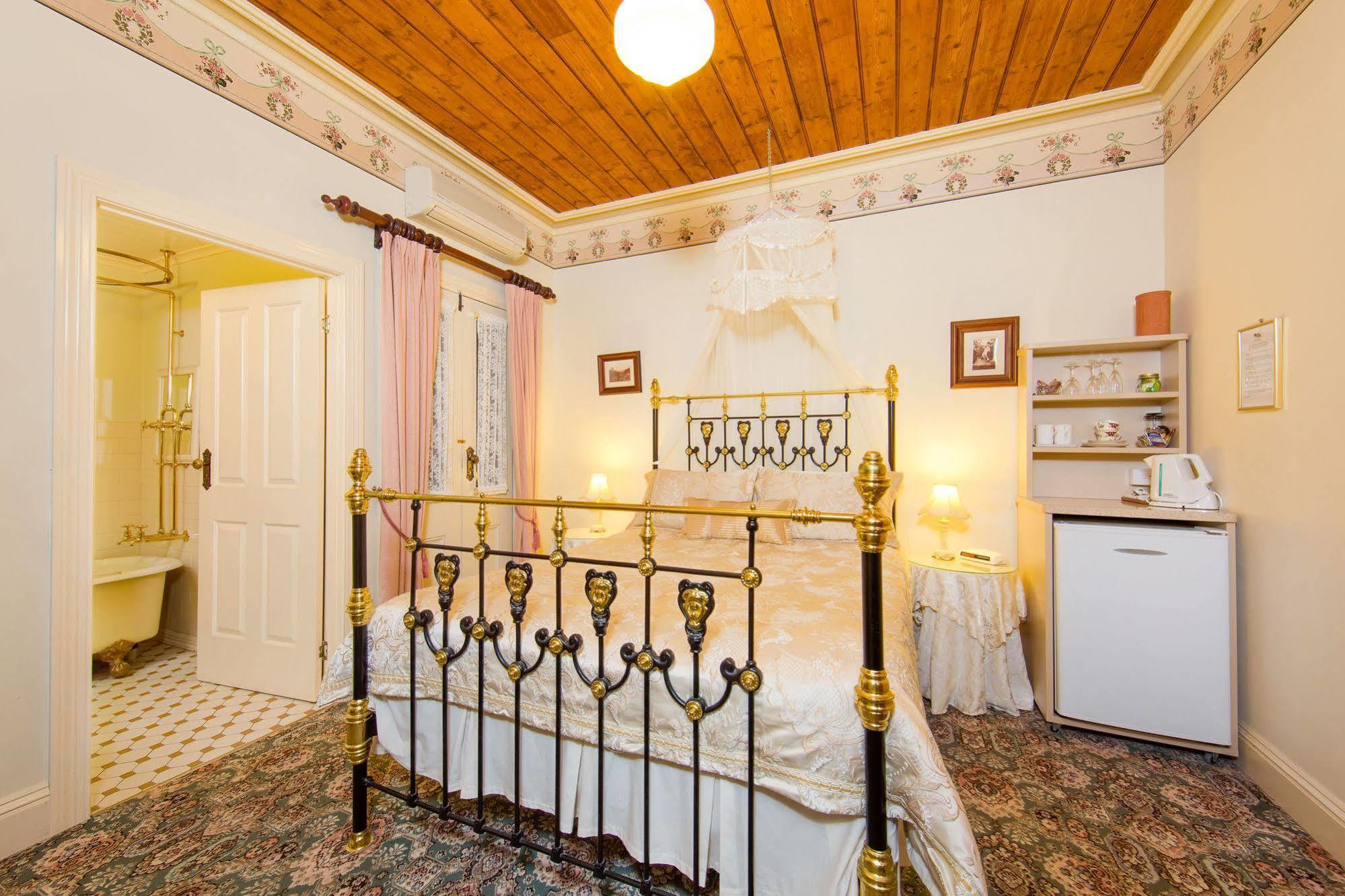 Barnsley House Bed And Breakfast 비치워쓰 외부 사진